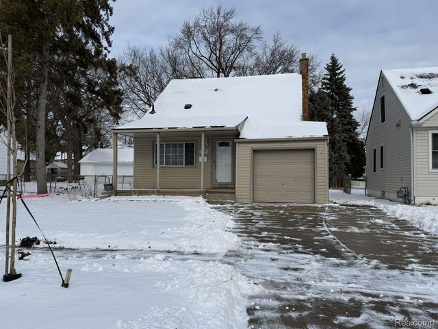 24440 New York Street, Dearborn, MI 48124