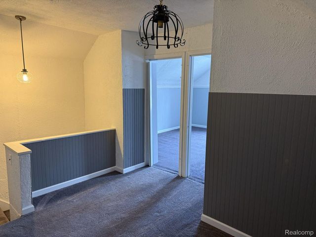 24440 New York Street, Dearborn, MI 48124