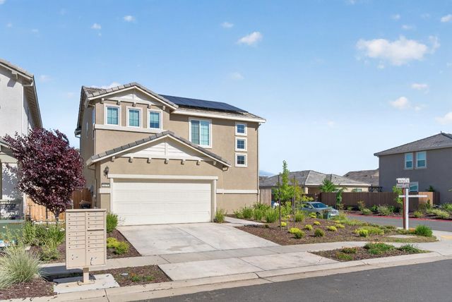 9476 Del Seis Dr, Sacramento, CA 95829