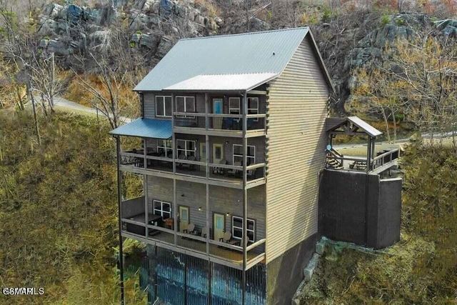 1860 Billard Way, Sevierville, TN 37876