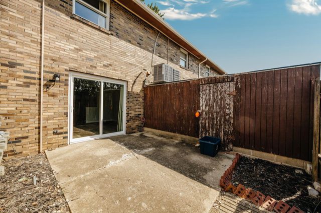 1226 Woodbrook Circle, A, Columbus, OH 43223