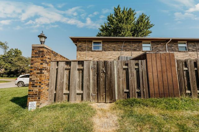 1226 Woodbrook Circle, A, Columbus, OH 43223