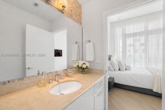 1331 Brickell Bay Dr PH4605, Miami, FL 33131