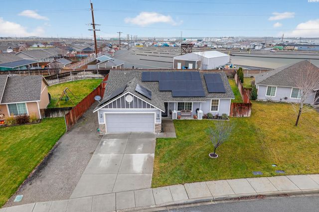 3605 Estrella Dr, Pasco, WA 99301