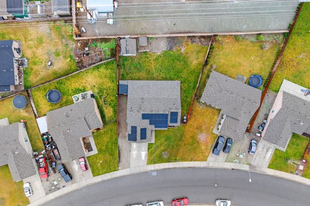 3605 Estrella Dr, Pasco, WA 99301