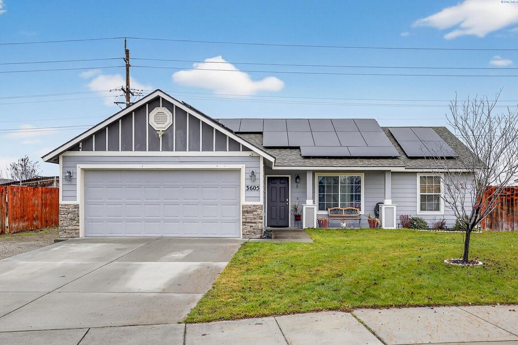 3605 Estrella Dr, Pasco, WA 99301