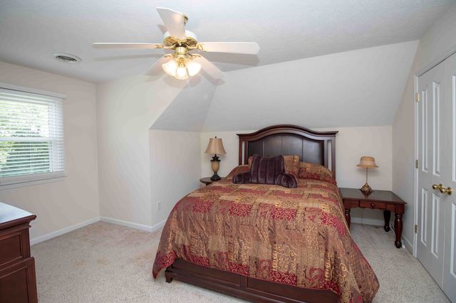 1822 Pennington Dr, Murfreesboro, TN 37129