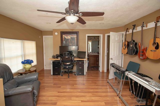 1822 Pennington Dr, Murfreesboro, TN 37129