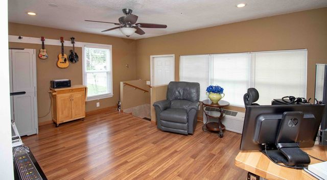 1822 Pennington Dr, Murfreesboro, TN 37129