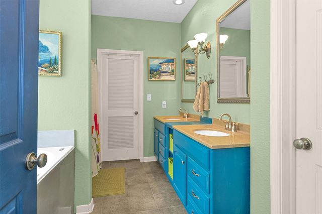 23421 Martha Williams Road, Montgomery, TX 77356