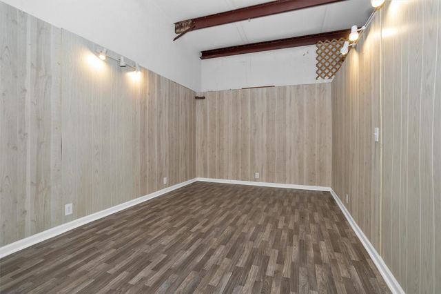 23421 Martha Williams Road, Montgomery, TX 77356