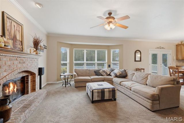 28 Seabiscuit Drive, St Charles, MO 63301