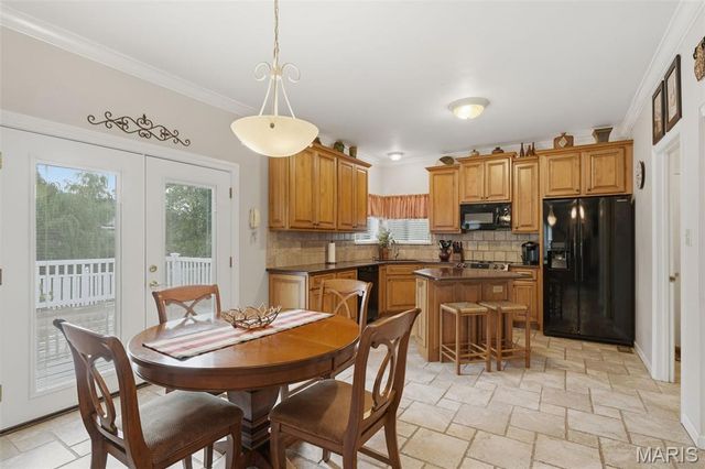28 Seabiscuit Drive, St Charles, MO 63301