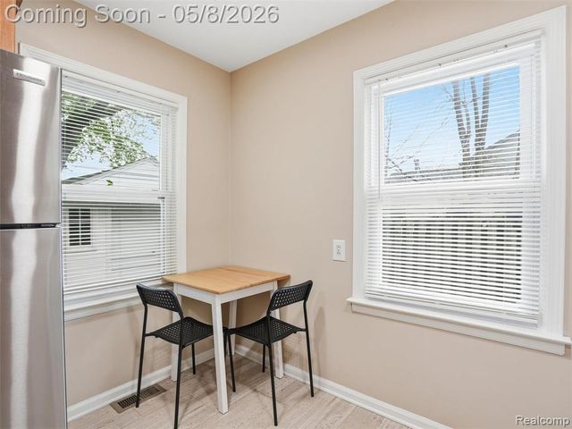 21604 Alger Street, Saint Clair Shores, MI 48080