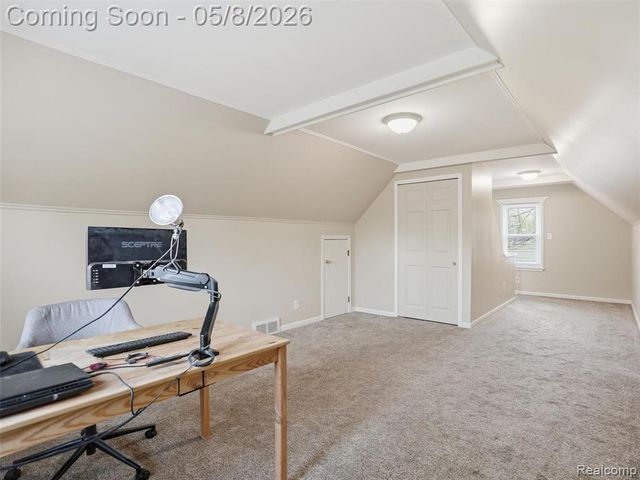 21604 Alger Street, Saint Clair Shores, MI 48080