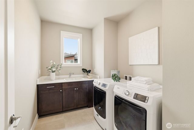 24387 NE 24th Street, Sammamish, WA 98074