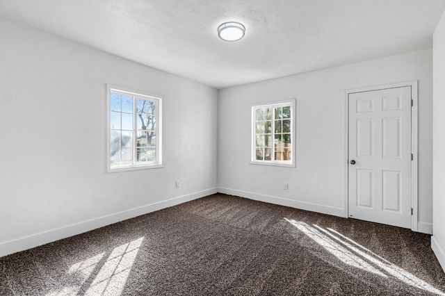 2559 E Clay Avenue, Fresno, CA 93701