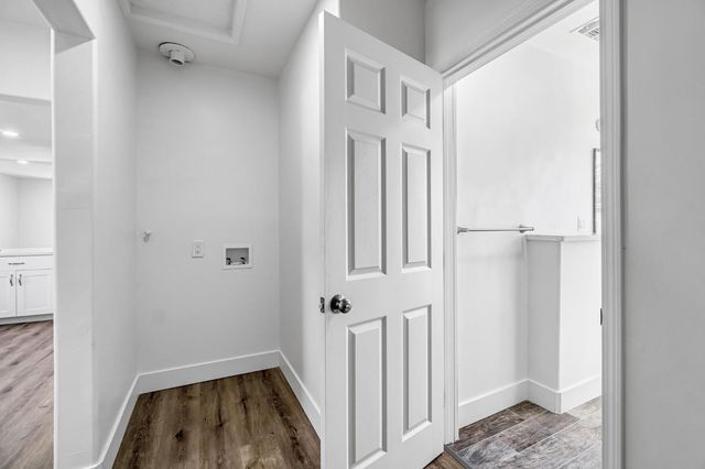 2559 E Clay Avenue, Fresno, CA 93701