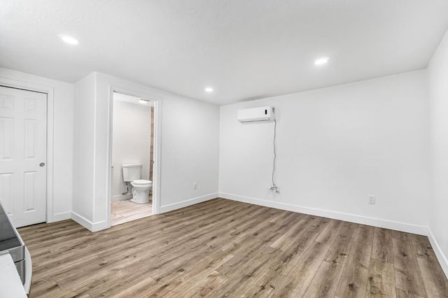 2559 E Clay Avenue, Fresno, CA 93701