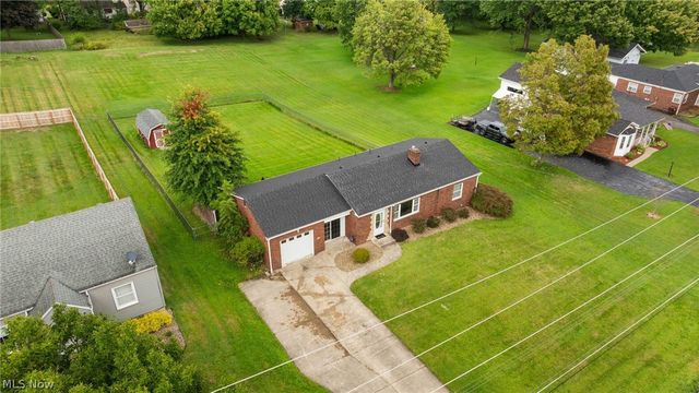 2388 W Manor Avenue, Poland, OH 44514