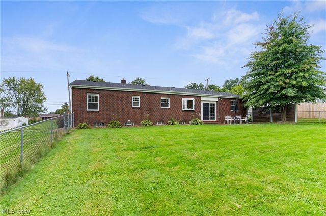 2388 W Manor Avenue, Poland, OH 44514