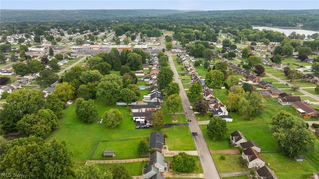 2388 W Manor Avenue, Poland, OH 44514