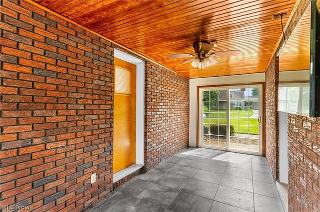 2388 W Manor Avenue, Poland, OH 44514