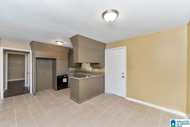 1521 FULMER CIRCLE, Birmingham, AL 35214