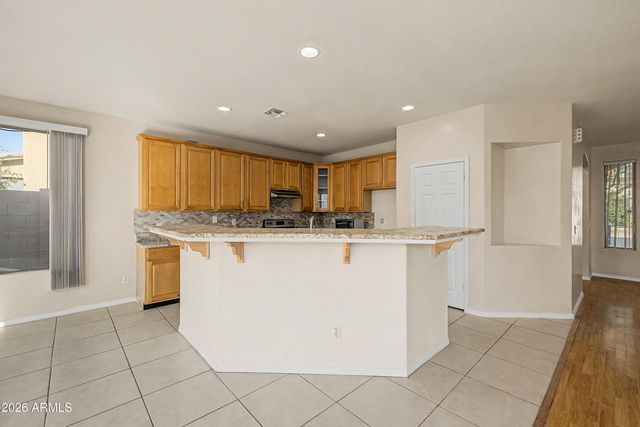 10910 W DAVIS Lane, Avondale, AZ 85323