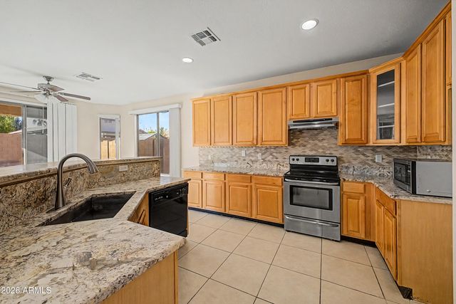 10910 W DAVIS Lane, Avondale, AZ 85323