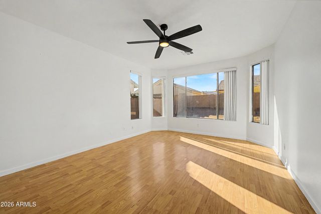 10910 W DAVIS Lane, Avondale, AZ 85323