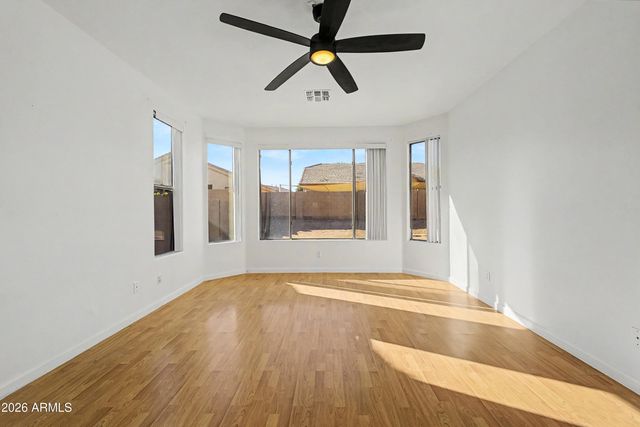 10910 W DAVIS Lane, Avondale, AZ 85323