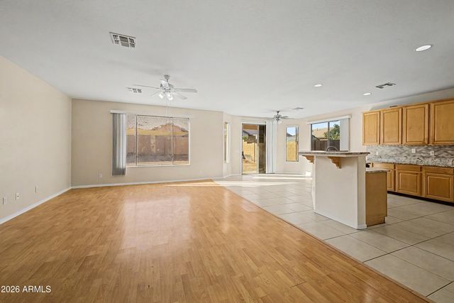 10910 W DAVIS Lane, Avondale, AZ 85323