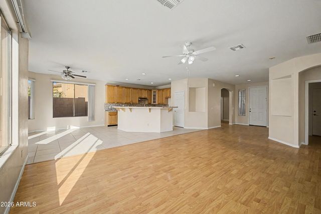 10910 W DAVIS Lane, Avondale, AZ 85323