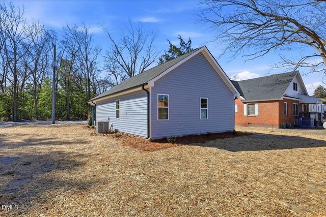 404 W James Street, La Grange, NC 28551