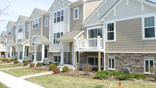 192 Goldenrod Drive, Elgin, IL 60124