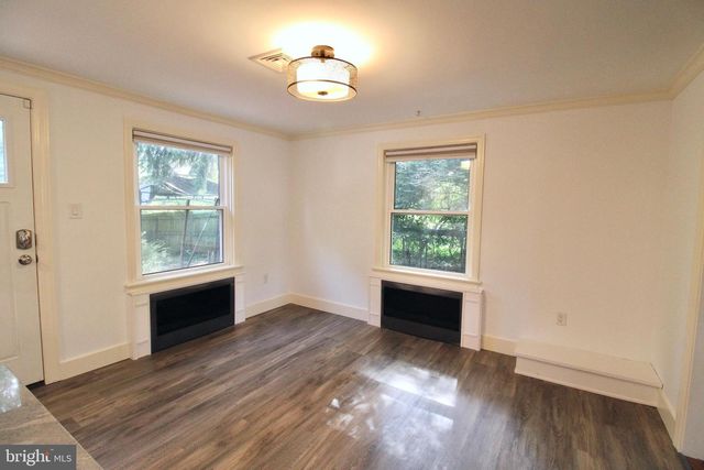 1133 COLONIAL RD, Lancaster, PA 17603