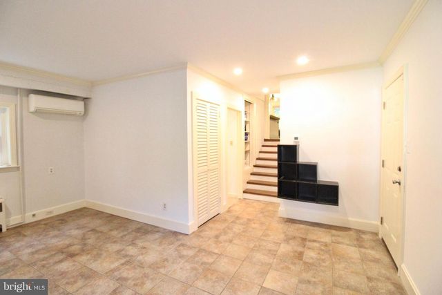 1133 COLONIAL RD, Lancaster, PA 17603