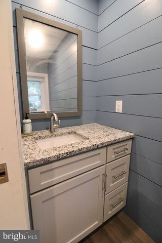 1133 COLONIAL RD, Lancaster, PA 17603