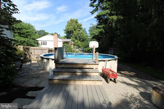 1133 COLONIAL RD, Lancaster, PA 17603