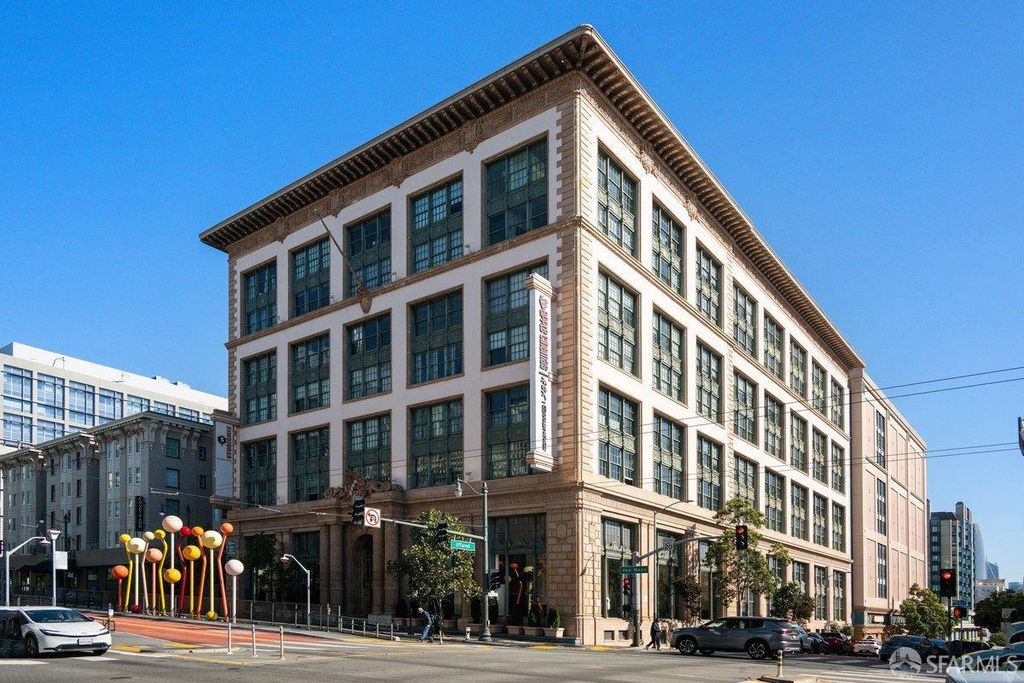 151 Alice B. Toklas Place 505, San Francisco, CA 94109