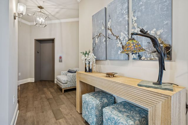 1024 Club View Dr Unit D202, Gallatin, TN 37066