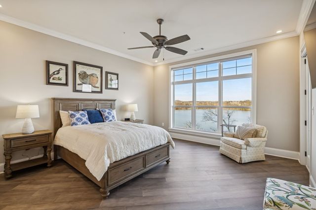 1024 Club View Dr Unit D202, Gallatin, TN 37066