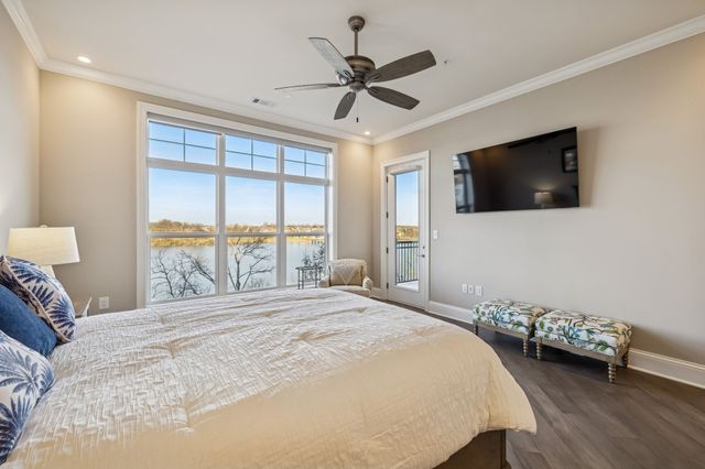 1024 Club View Dr Unit D202, Gallatin, TN 37066