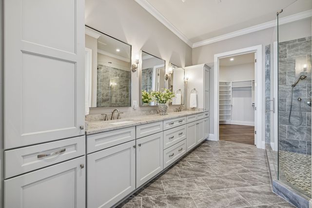 1024 Club View Dr Unit D202, Gallatin, TN 37066