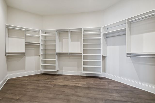 1024 Club View Dr Unit D202, Gallatin, TN 37066