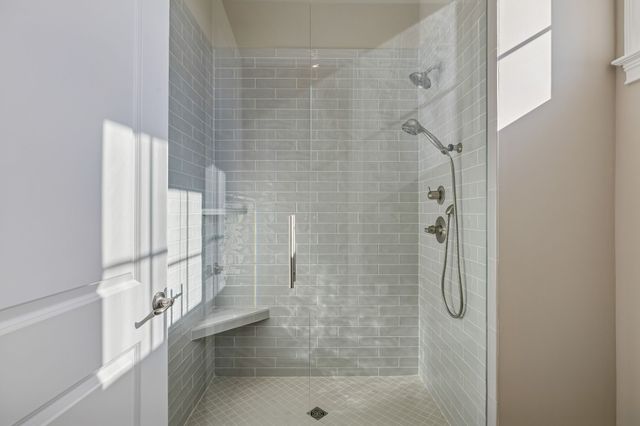 1024 Club View Dr Unit D202, Gallatin, TN 37066