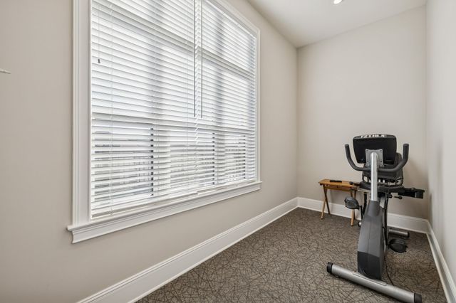 1024 Club View Dr Unit D202, Gallatin, TN 37066