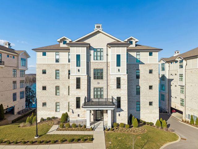 1024 Club View Dr Unit D202, Gallatin, TN 37066