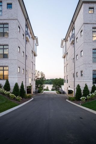 1024 Club View Dr Unit D202, Gallatin, TN 37066